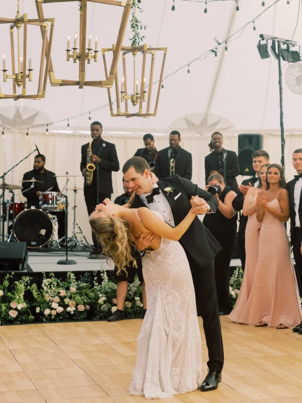 An Outdoor Wedding for Samantha and Ryan